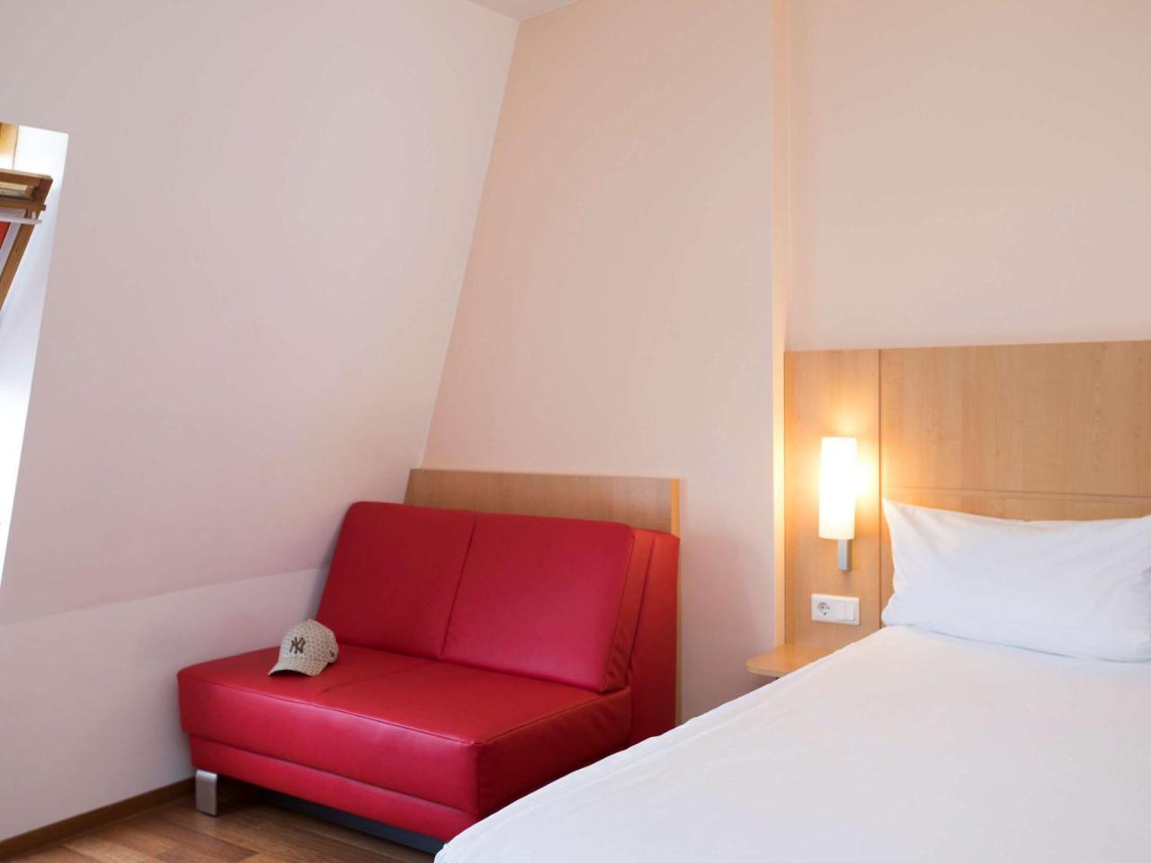 Ibis Berlin City Sued Exterior foto